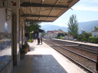 Pinh&atilde;o Train Station.